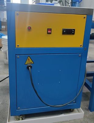 좋은 가격 빠르고 일관성 있는 의류 라벨 생산을 위해 곰팡이 냉동 장치와 함께 혁신적인 실리콘 라벨 기계 온라인으로